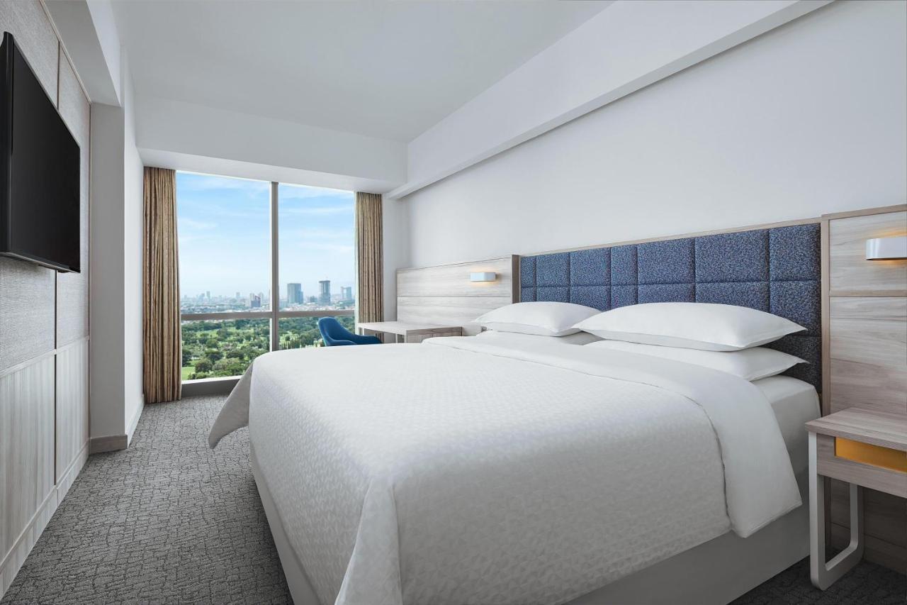 Four Points By Sheraton Surabaya, Pakuwon Indah Exterior foto
