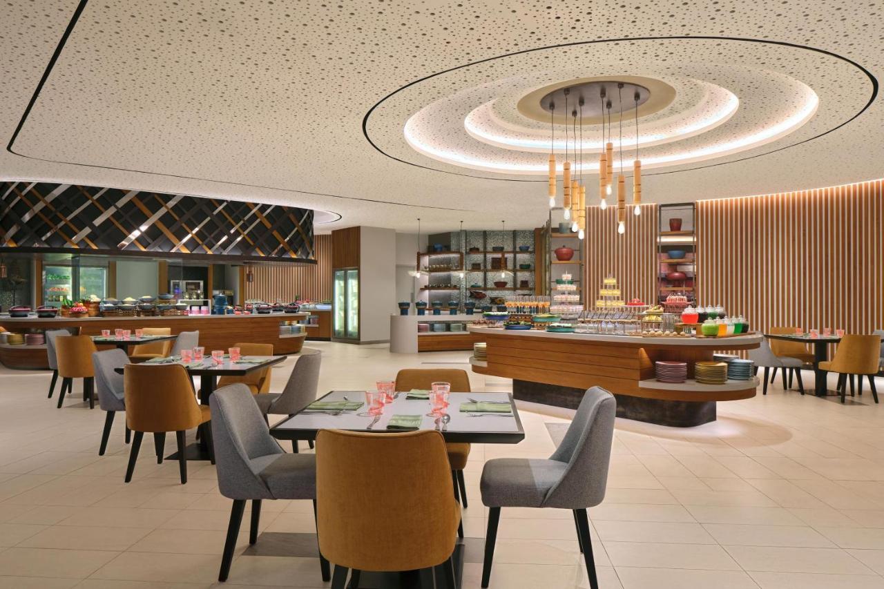 Four Points By Sheraton Surabaya, Pakuwon Indah Exterior foto
